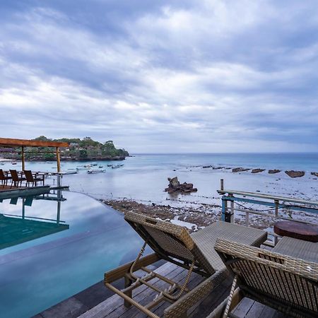 Mushroom Beach Bungalows By WizZeLa Lembongan Exterior foto