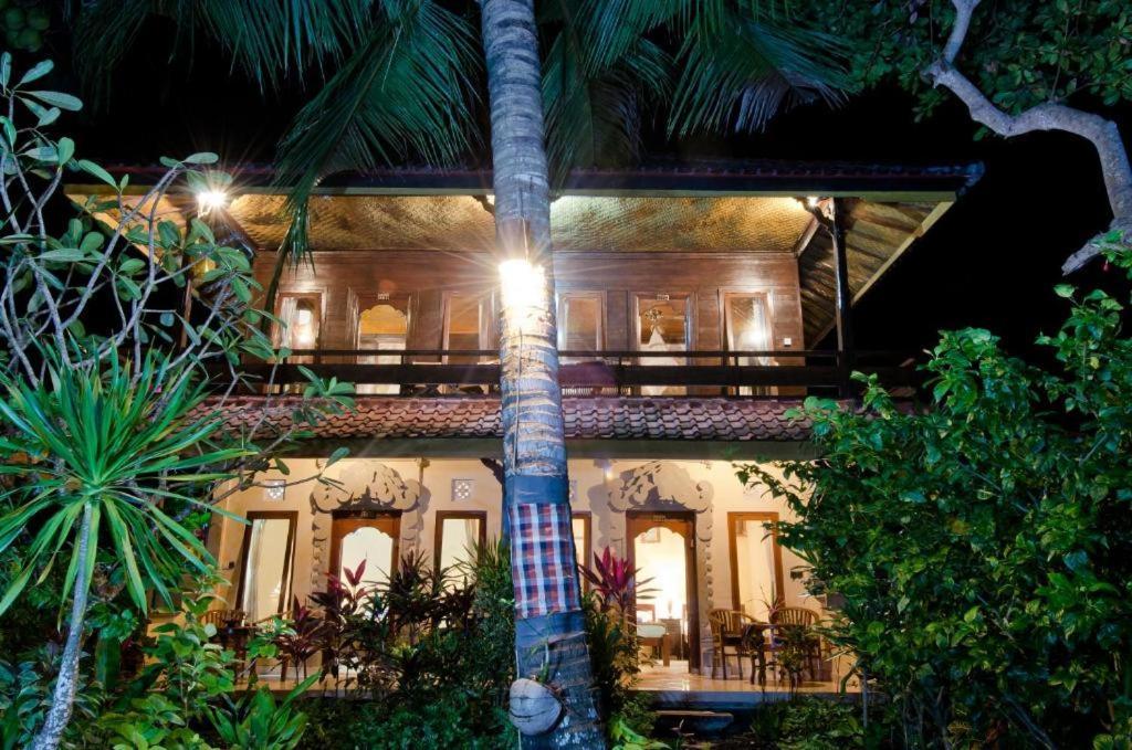 Mushroom Beach Bungalows By WizZeLa Lembongan Exterior foto