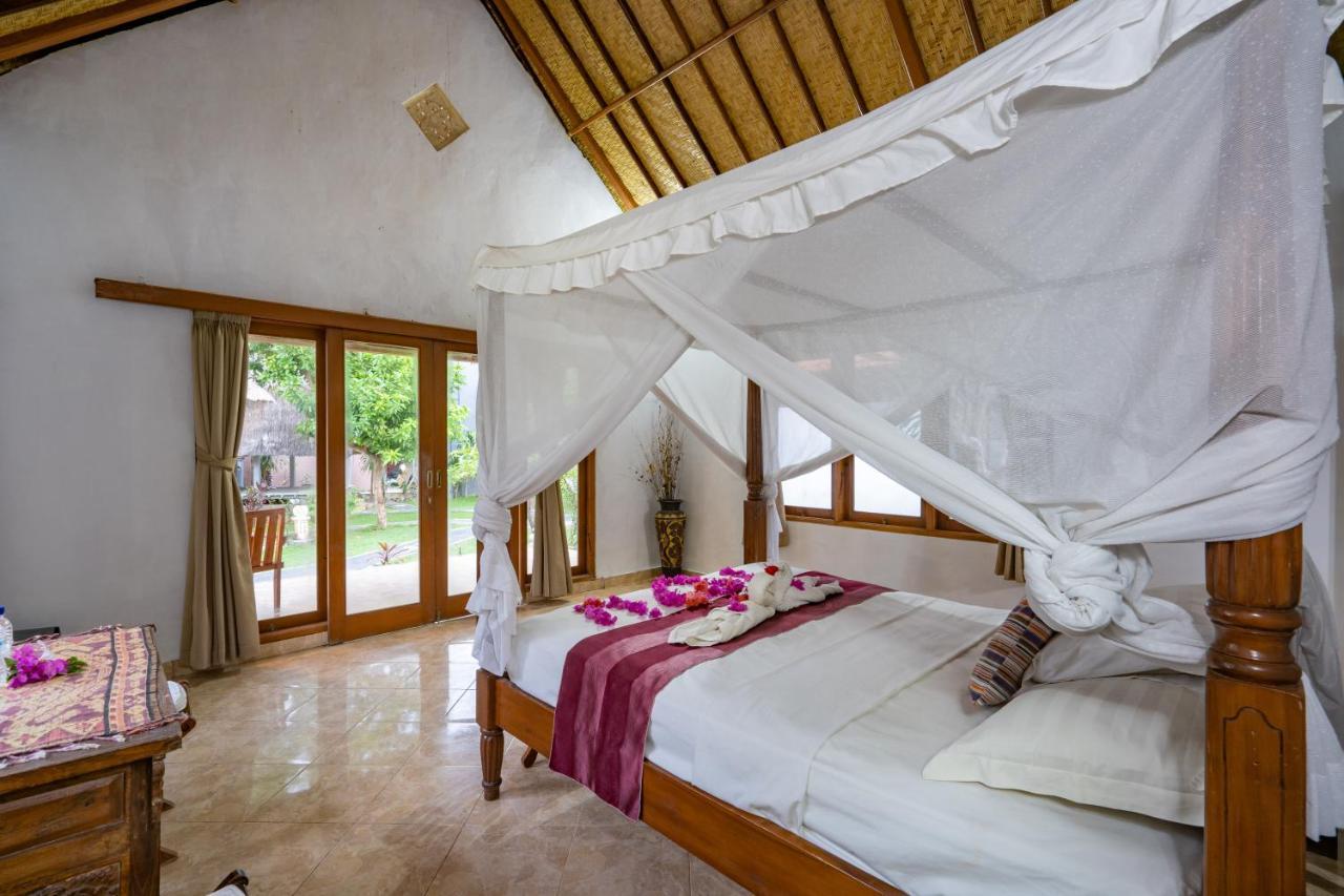 Mushroom Beach Bungalows By WizZeLa Lembongan Exterior foto