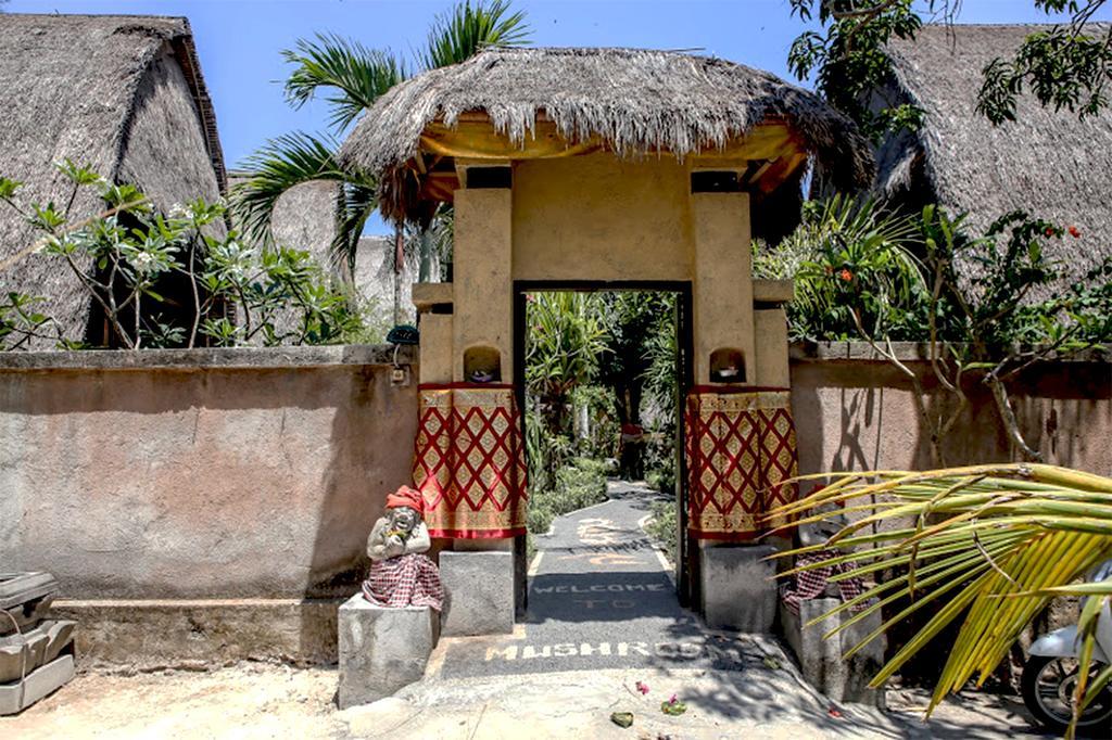 Mushroom Beach Bungalows By WizZeLa Lembongan Exterior foto