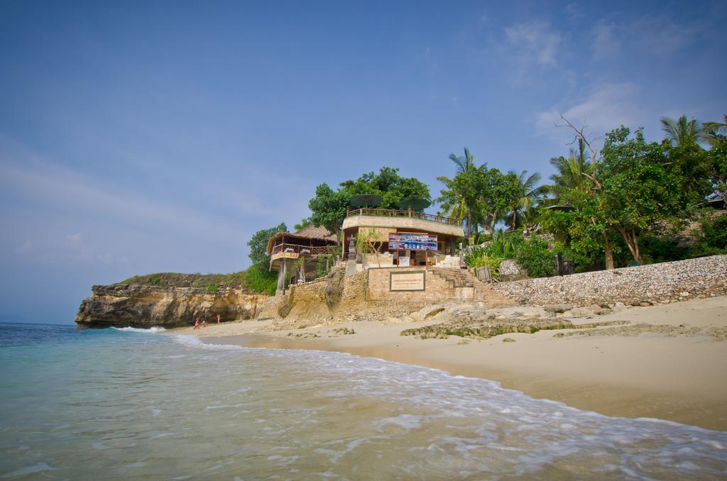 Mushroom Beach Bungalows By WizZeLa Lembongan Exterior foto