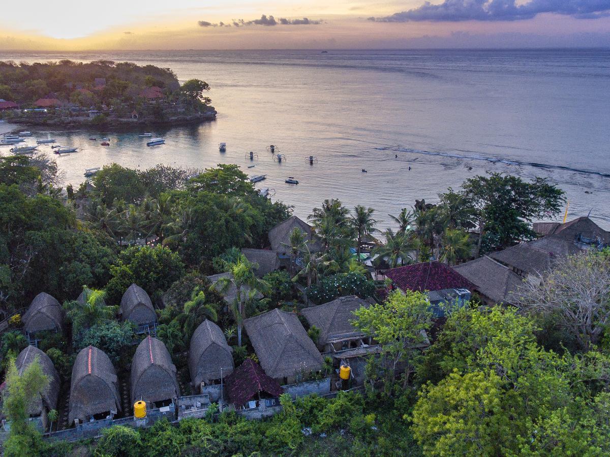 Mushroom Beach Bungalows By WizZeLa Lembongan Exterior foto